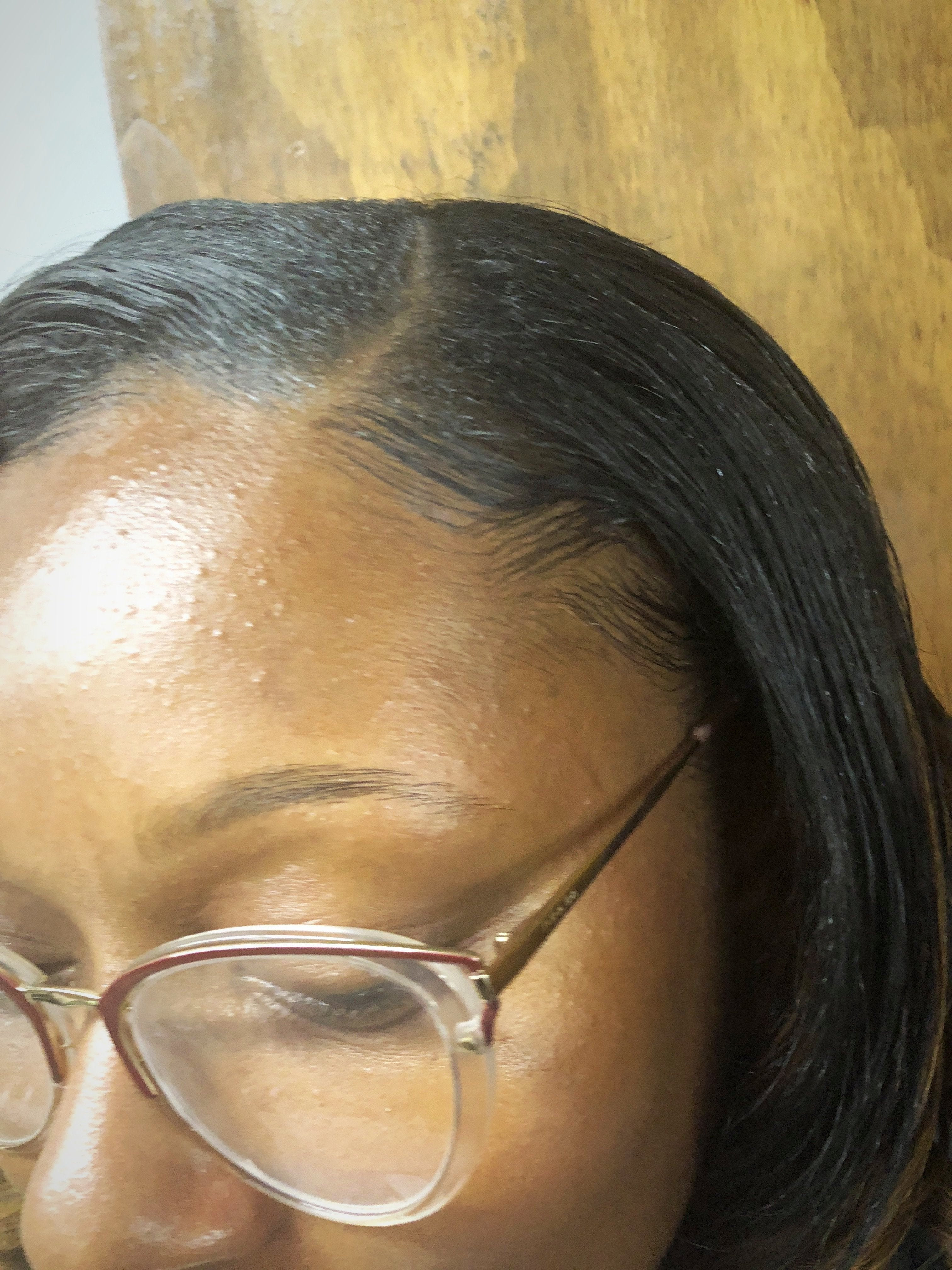 SLAYED EDGES    (Holds Hairline Up To 48 Hours)
